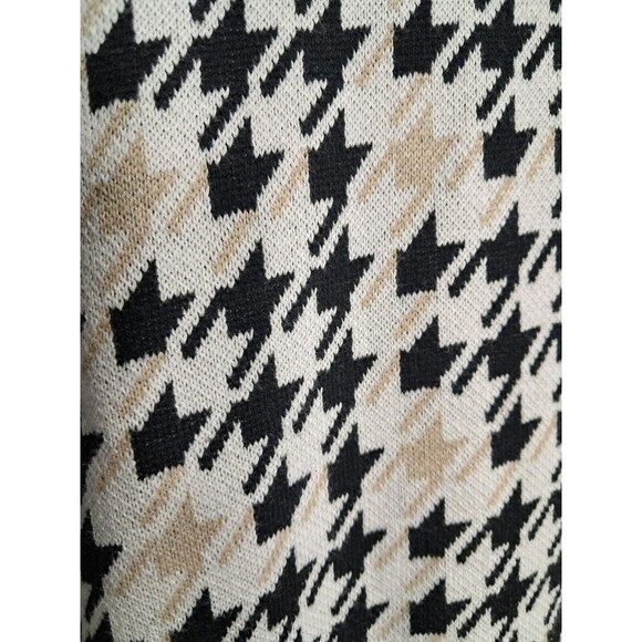 Shaquille O’Neal Size 4XL Off White, Black and Beige Houndstooth Sweater Mens - Picture 7 of 10